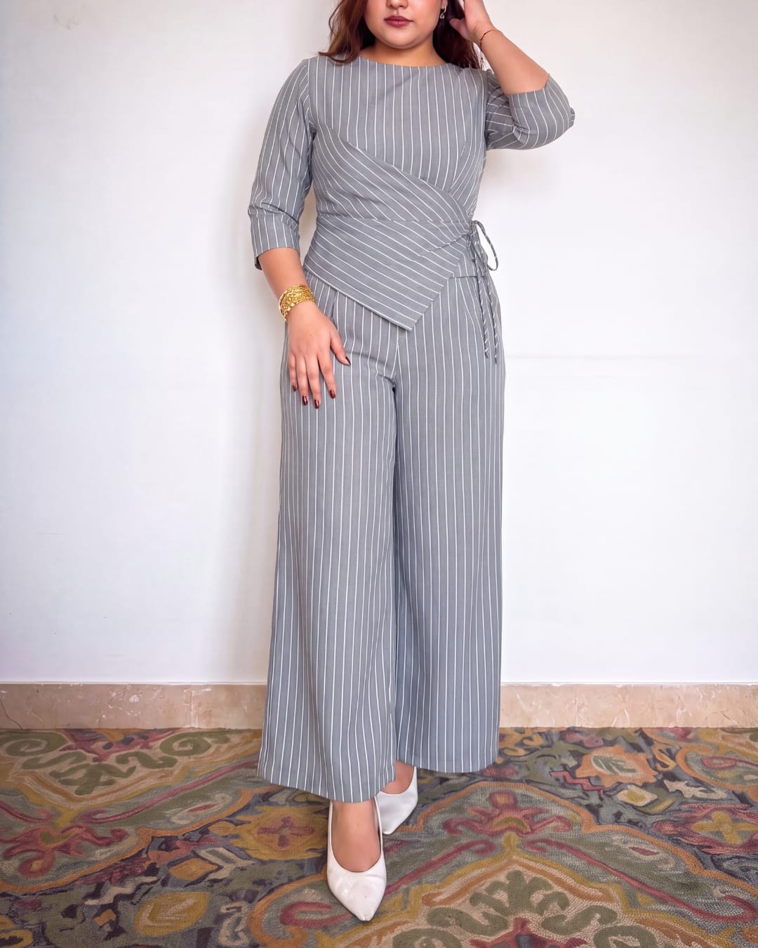 Grey Valkyrie Set with Sleeves